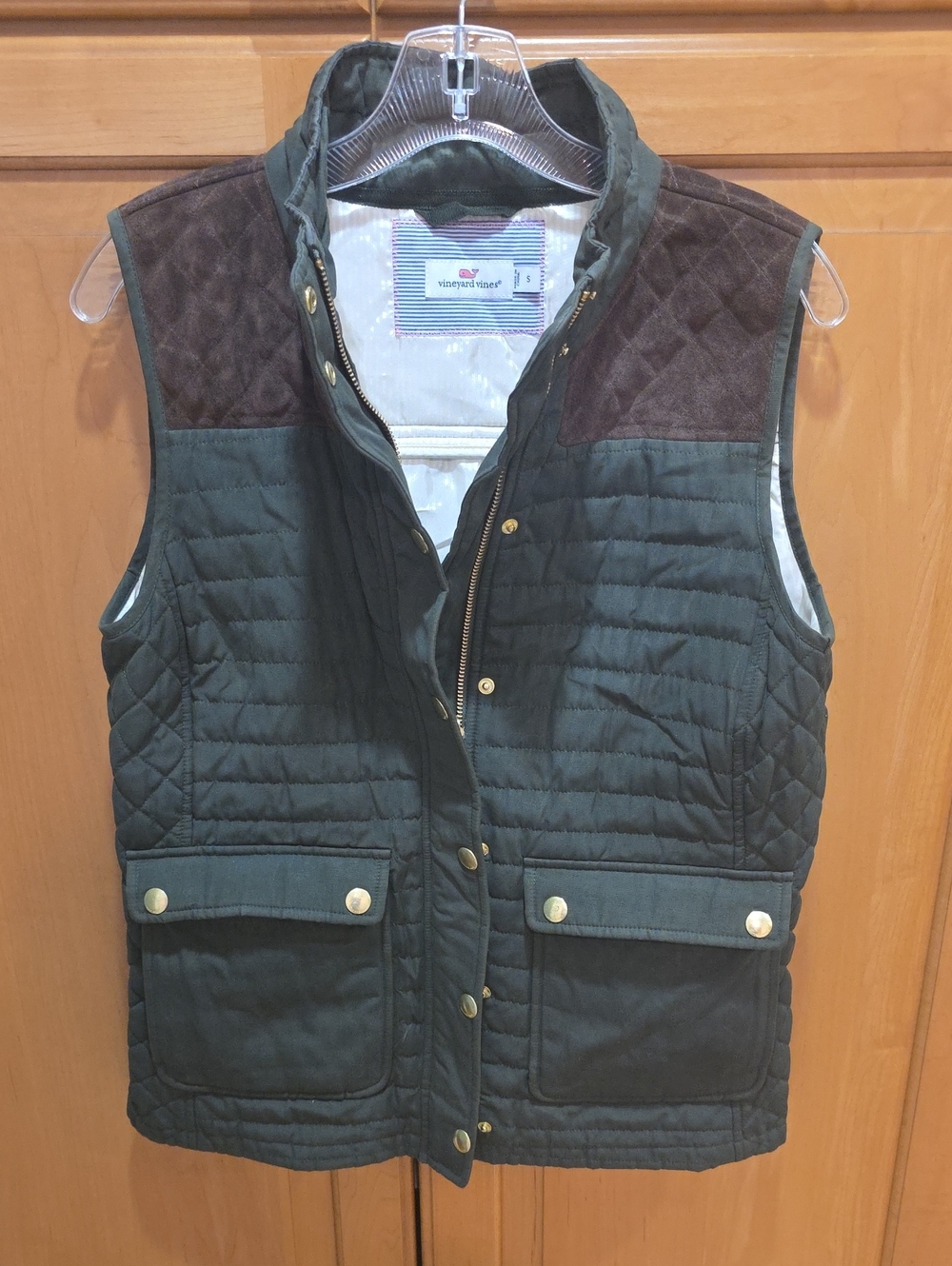 Vineyard Vines Quilted Green Utility Vest with Brown Suede Shoulders